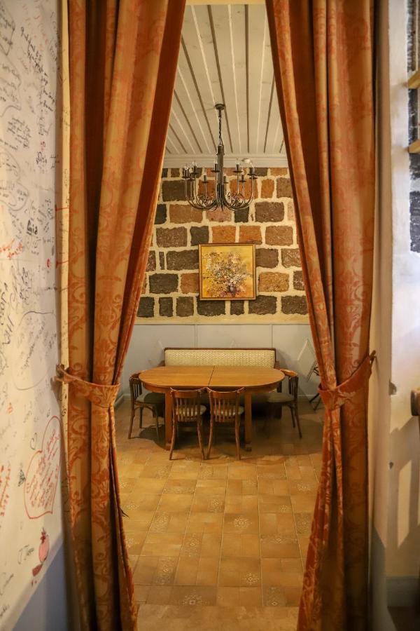 Nur Guest House Gyumri Ngoại thất bức ảnh
